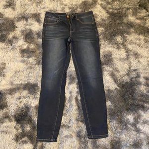 Maurices brand skinny jean